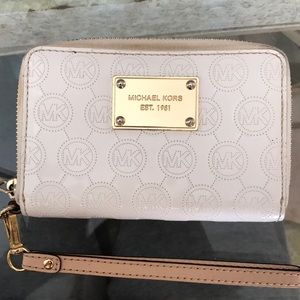 michael kors wallet